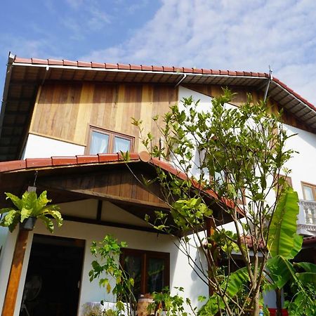 Angkor Dino B&B シェムリアップ エクステリア 写真